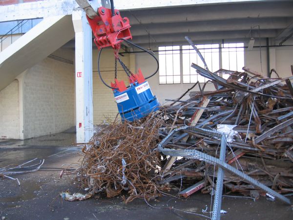 Nouvel aimant hydraulique pour le nettoyage des chantiers de rénovation