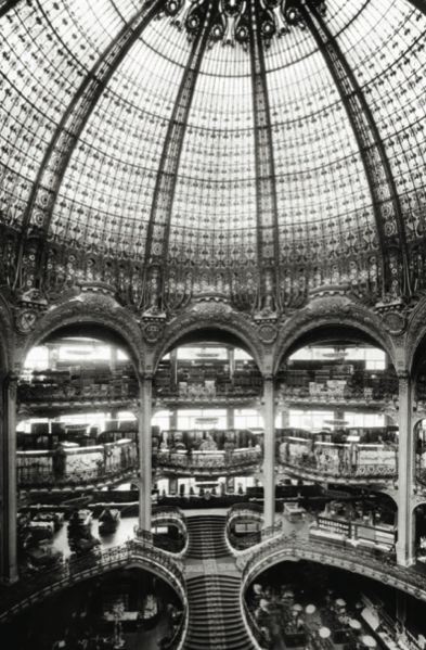 Les Galeries Lafayette fêtent les 100 ans de la coupole